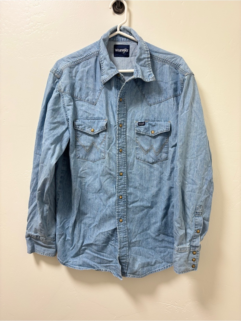 Wrangler Vintage Light Blue Denim Western Button-Down Shirt